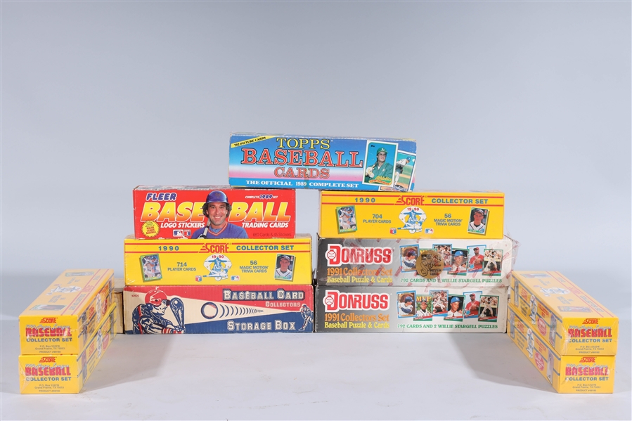 Appraisal: Box of collectible baseball cards and puzzle boxes from -