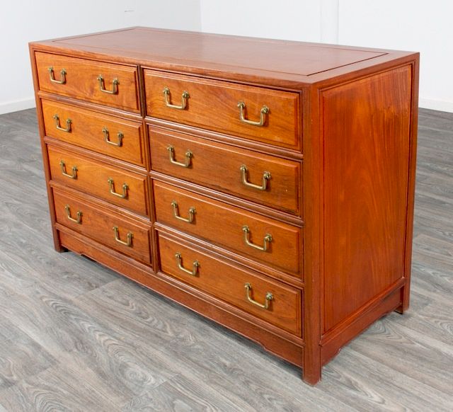 Appraisal: Cherry Double Dresser Cherry finish double dresser having eight drawers