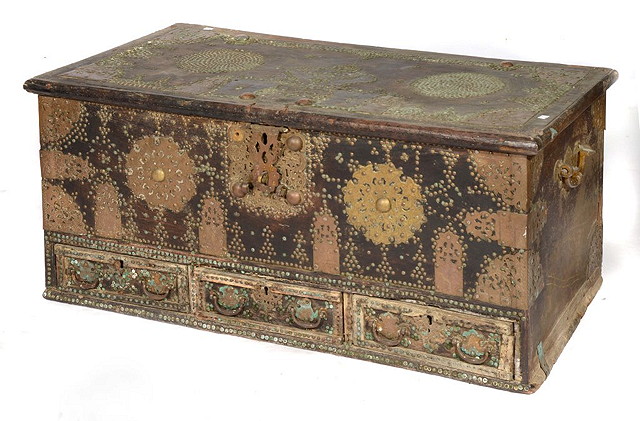 Appraisal: A LARGE OMANI COFFER Mandoos with allover brass studded decoration