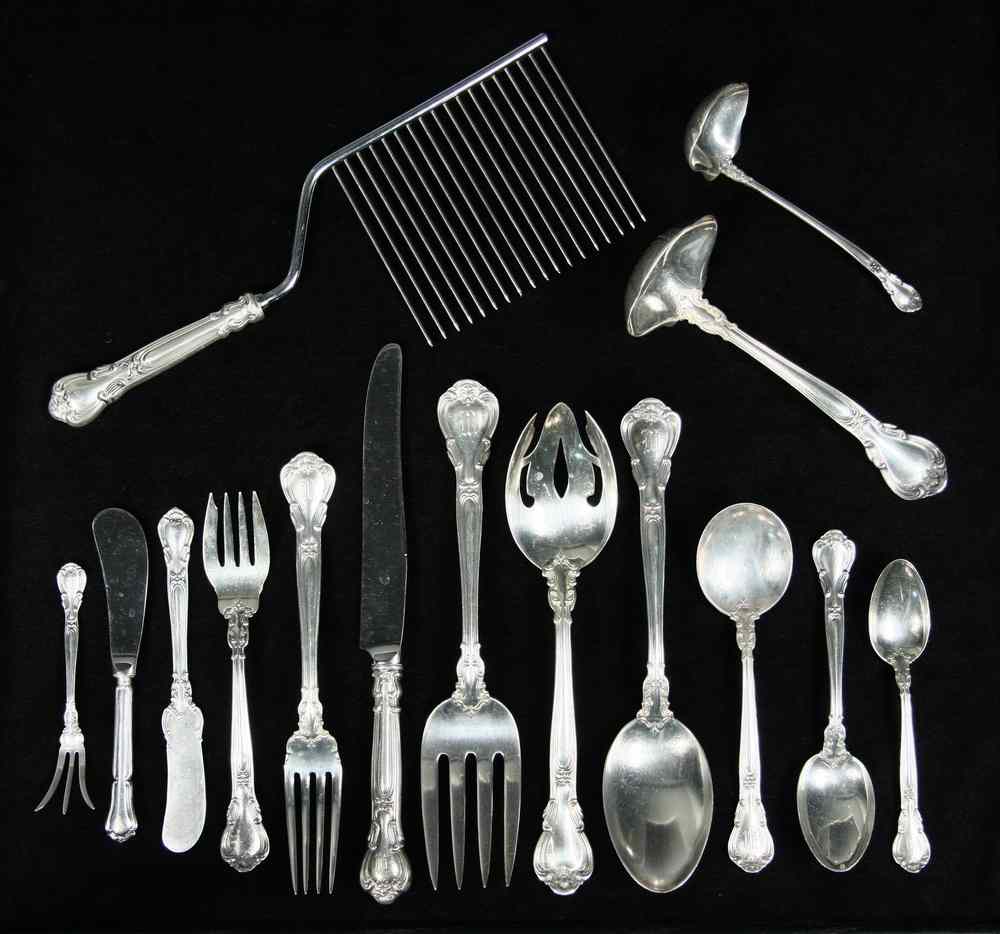 Appraisal: FLATWARE SET - piece boxed set of Gorham Chantilly pattern