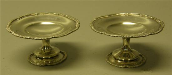 Appraisal: Pair of George V silver bon bon dishes with shaped