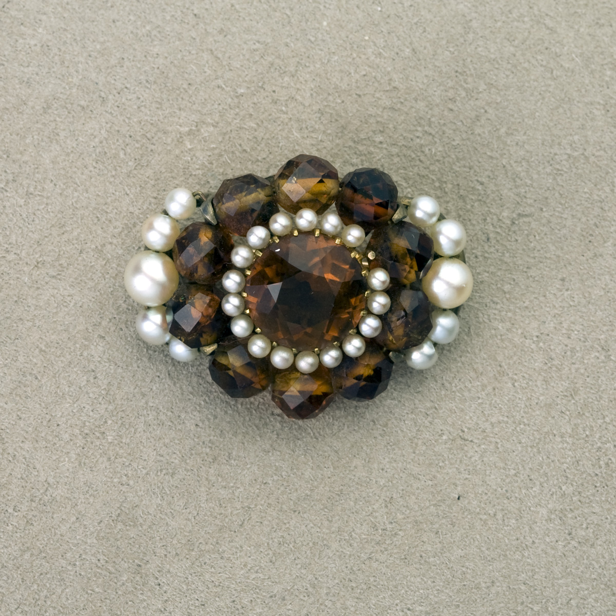 Appraisal: CITRENE AND PEARL BROOCH TOGETHER WITH A MELEE GROUP OF