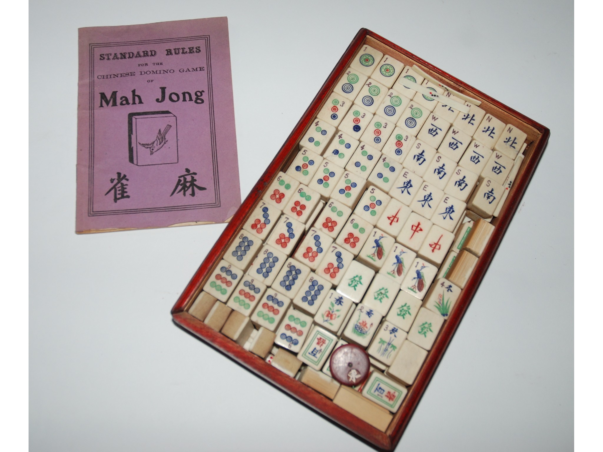 Appraisal: A cased Mahjong set with instructions