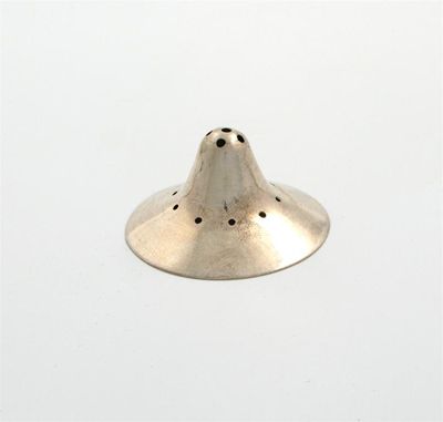 Appraisal: A George III silver nipple shield by Thomas Phipps and