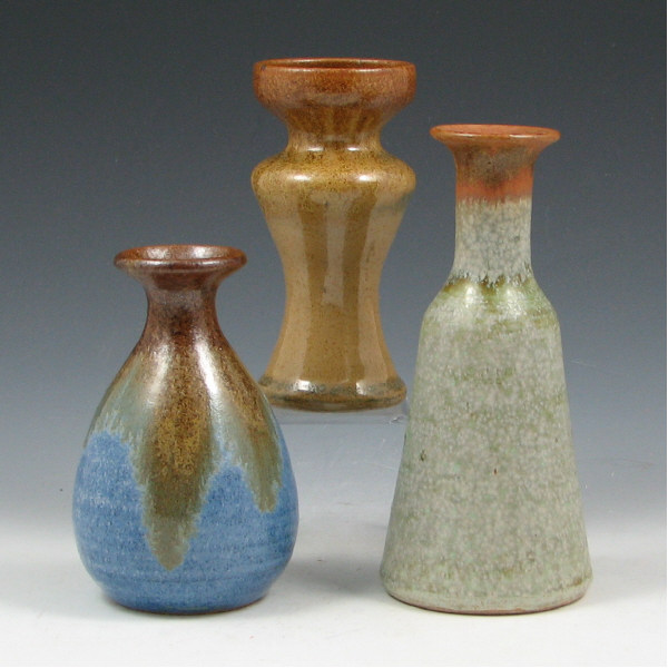 Appraisal: Pigeon Forge Vases Three - Mint Lot of three Pigeon