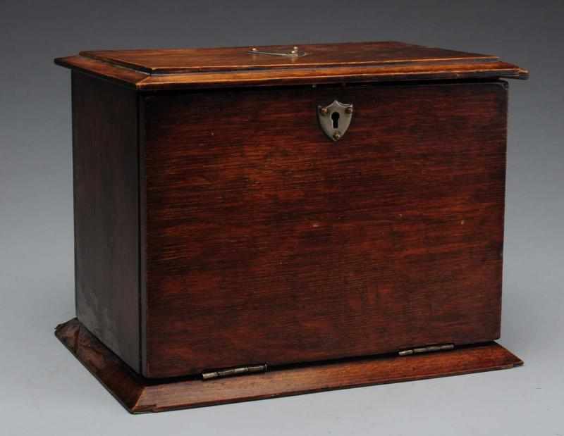 Appraisal: th Century Oak Writing Box Retains original key and lock