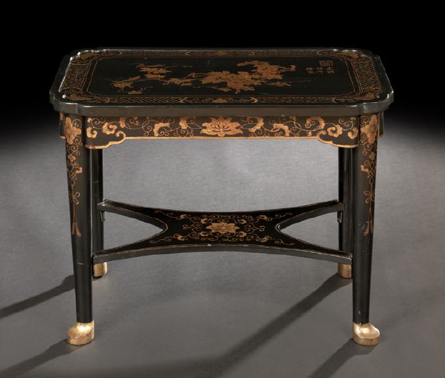 Appraisal: English Black-Lacquered Cocktail Table early th century in the chinoiserie