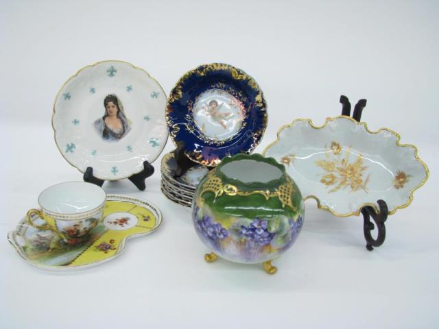 Appraisal: A group of European decorated porcelain including a set of