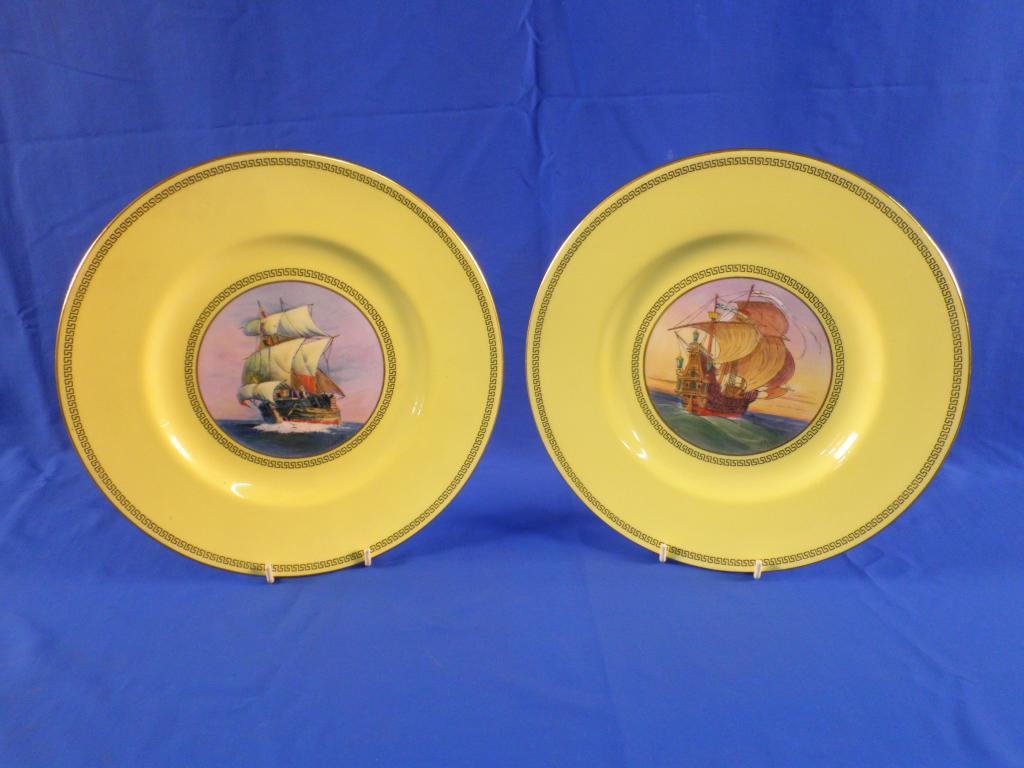 Appraisal: A pair of Mintons plates each decorated with a galleon