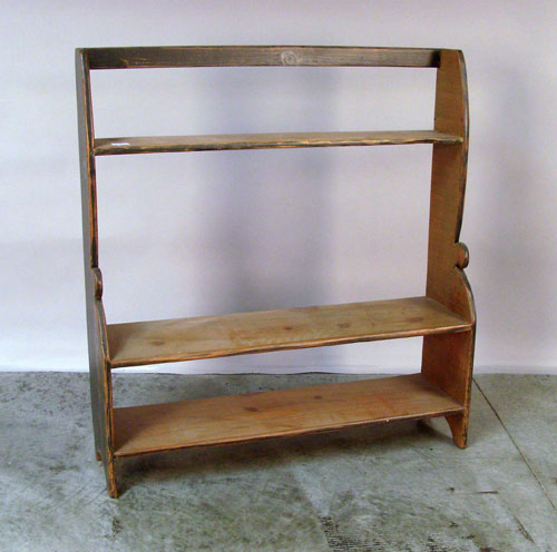 Appraisal: Modern pine bucket bench h w