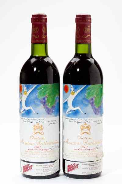 Appraisal: Chateau Mouton RothschildPauillac bottles scc bn ts lbsl''This wine remains