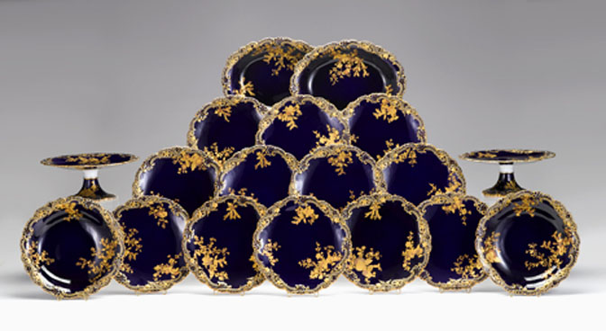 Appraisal: Coalport 'jeweled' gilt decorated porcelain desert service Comprising two footed