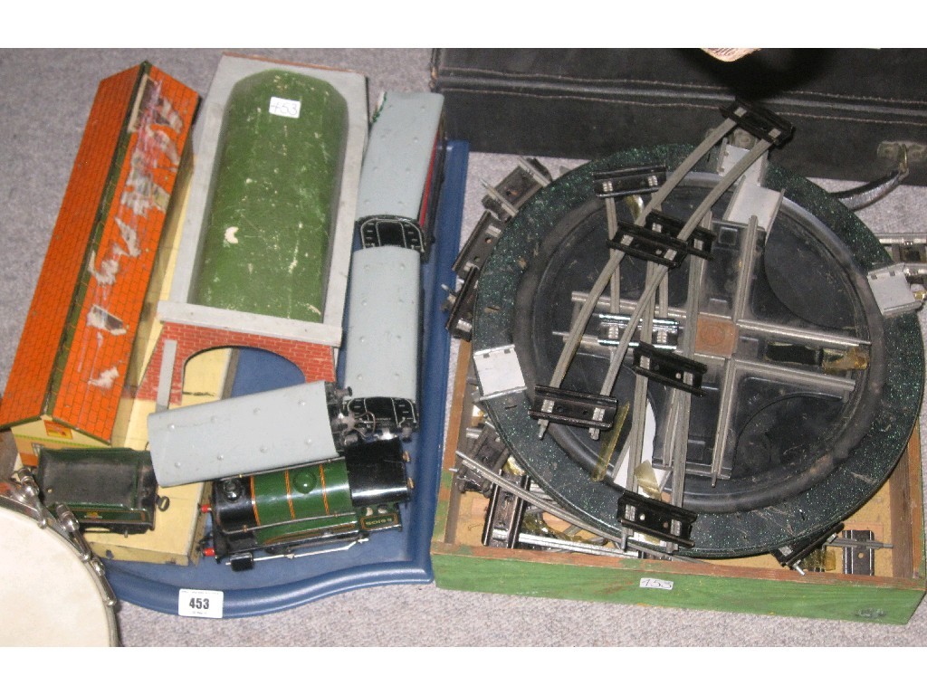 Appraisal: Lot comprising Hornby tinplate train station tunnel turntable and a