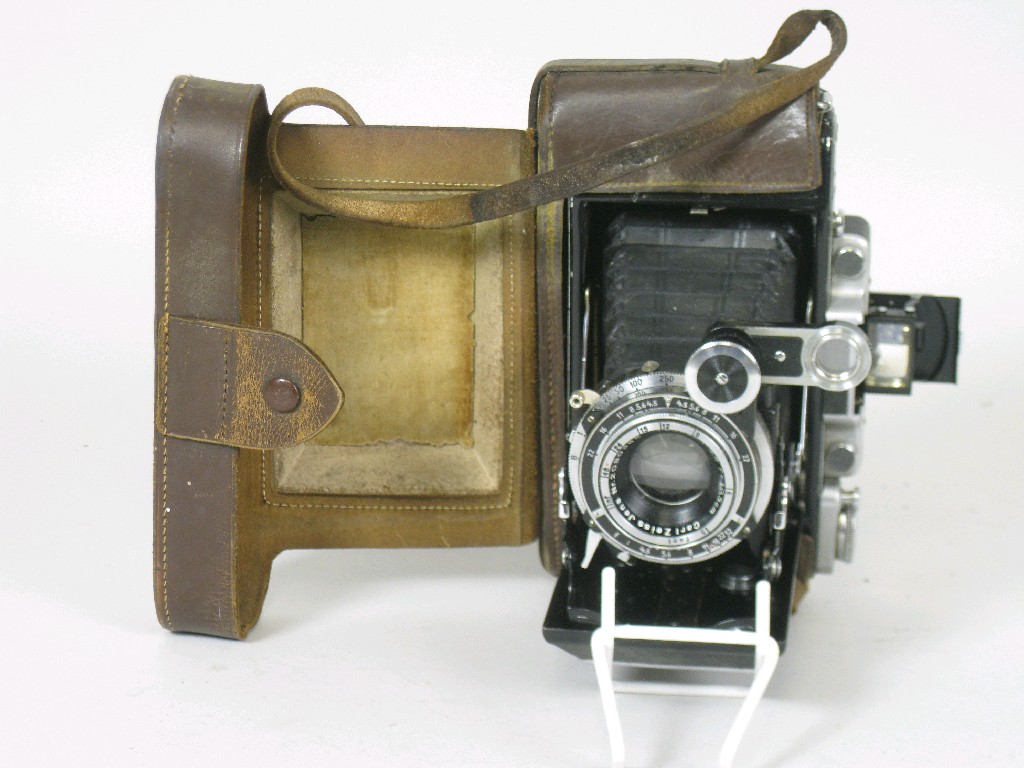 Appraisal: A Zeiss Ikon Super Ikonta Camera with Tessar F lens