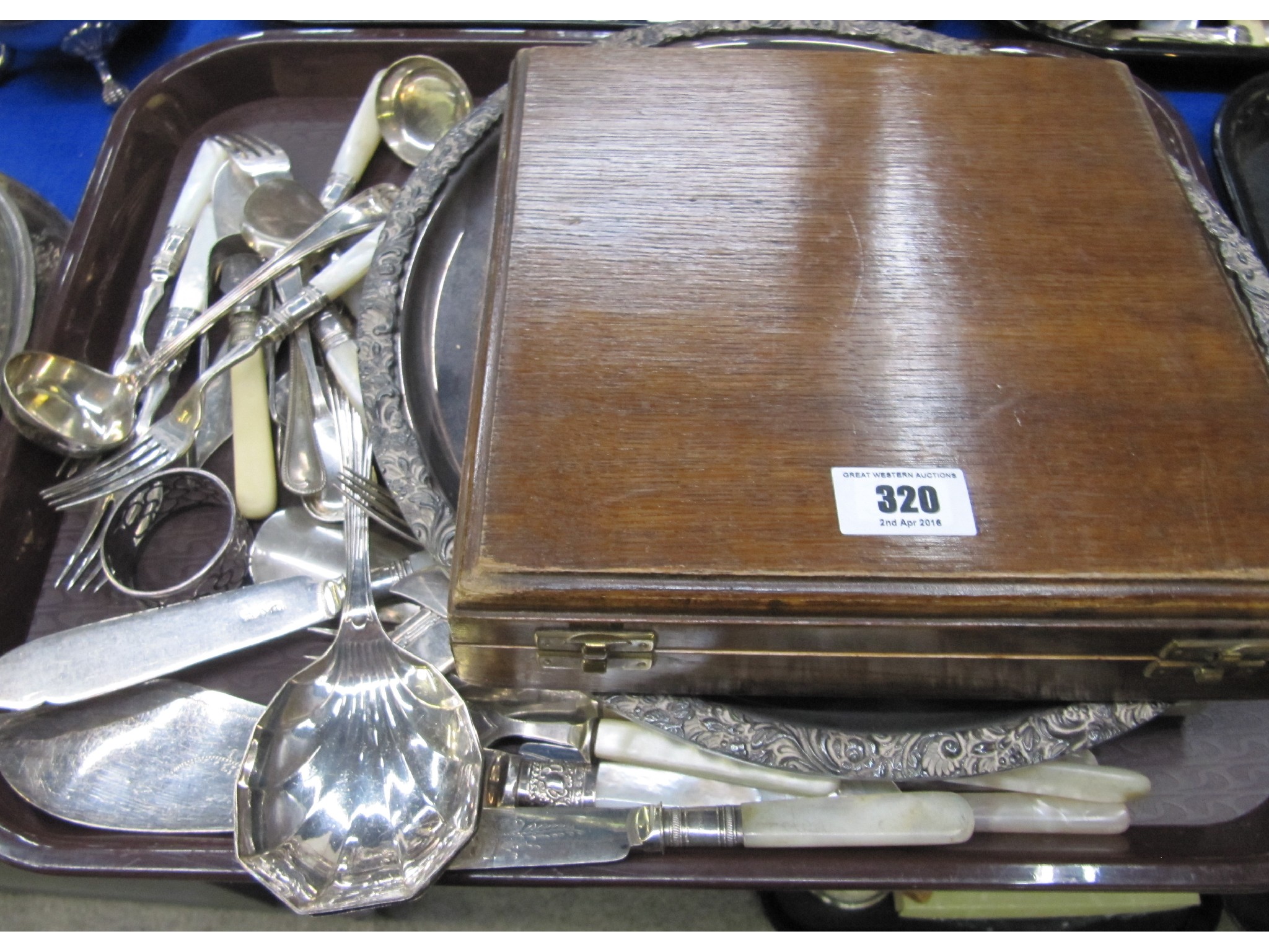 Appraisal: A tray lot of EP - cased fish cutlery salver