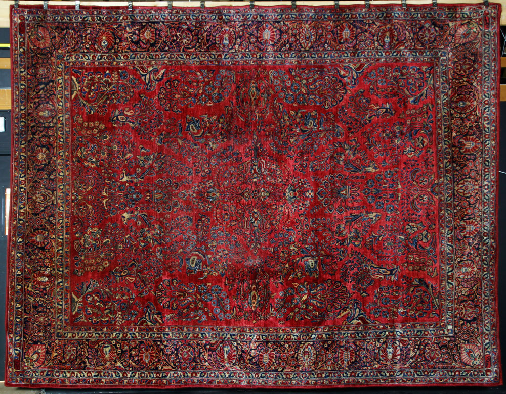 Appraisal: - Persian Sarouk Persian Sarouk c ' h x '