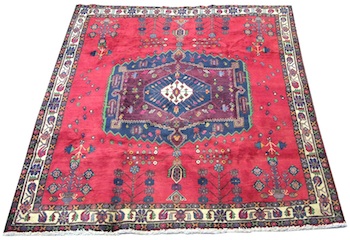 Appraisal: A Shiraz Area Carpet Approx '- x '- Low dense