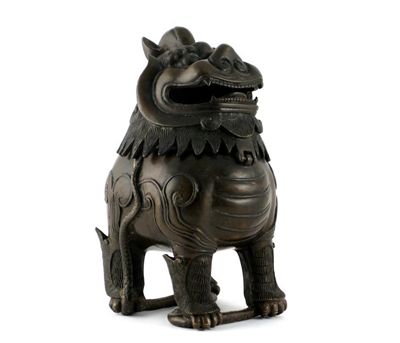 Appraisal: A Chinese bronze censer cast as a stylized kylin the