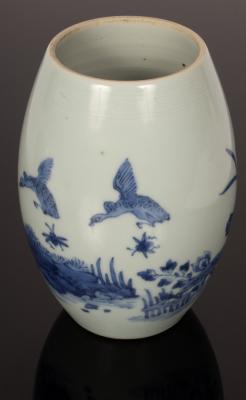 Appraisal: A Chinese blue and white porcelain vase th Century Lianziguan