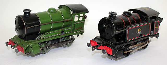 Appraisal: HORNBY TYPE 'O' GAUGE LOCOMOTIVE number cm in length together