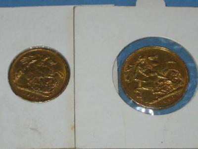 Appraisal: A VICTORIAN GOLD SOVEREIGN and a Victorian gold half sovereign