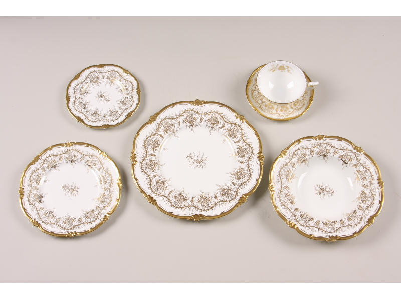 Appraisal: Royal Cauldon Kings Plate Dinner Set piece set of Royal