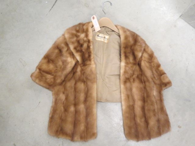 Appraisal: Mink Cape light brown Annis Furs NY Detroit