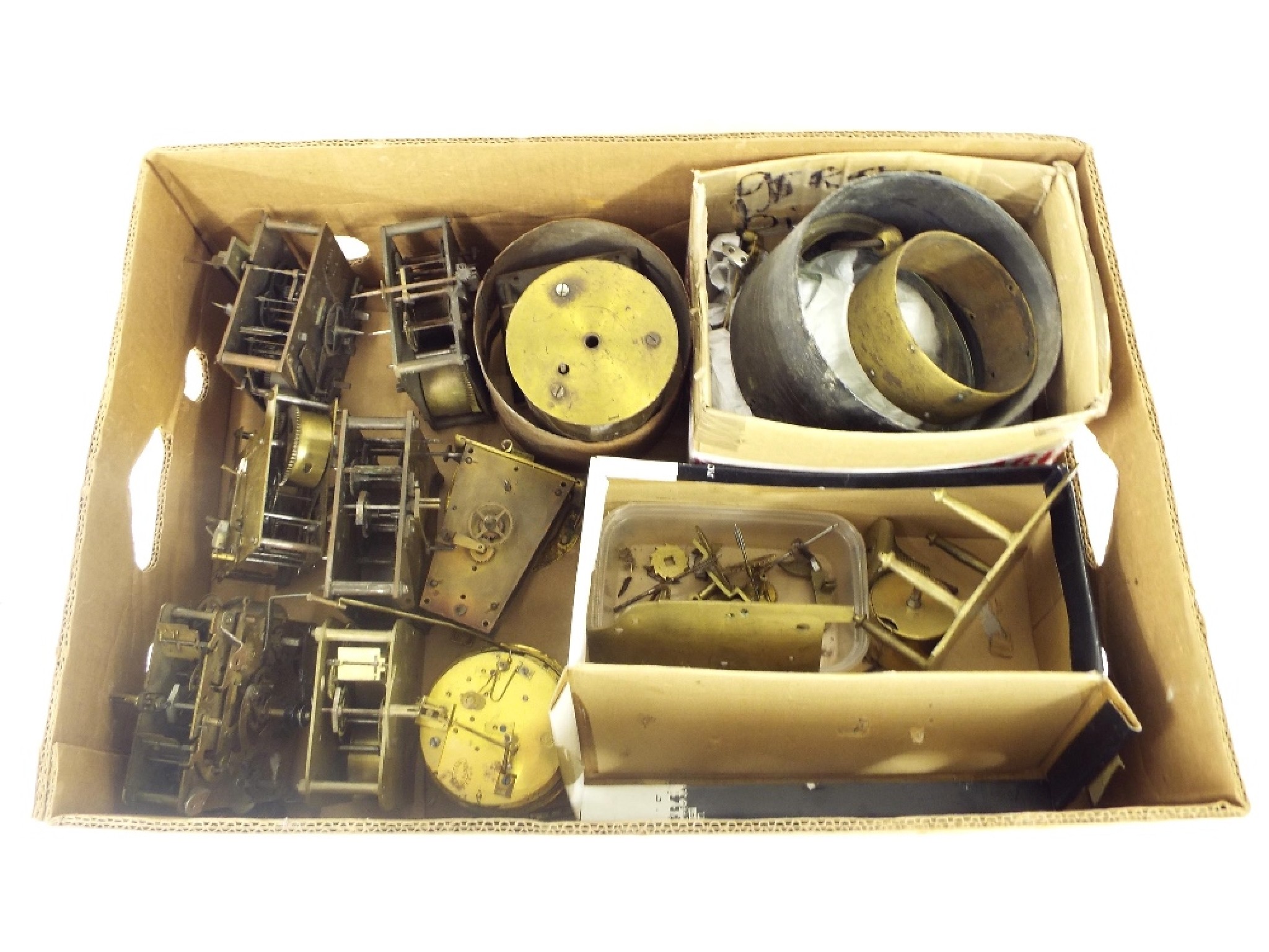 Appraisal: Selection of clock movements and parts