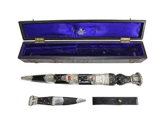 Appraisal: An officer's dirk of the Gordon Highlanders R HB Kirkwood