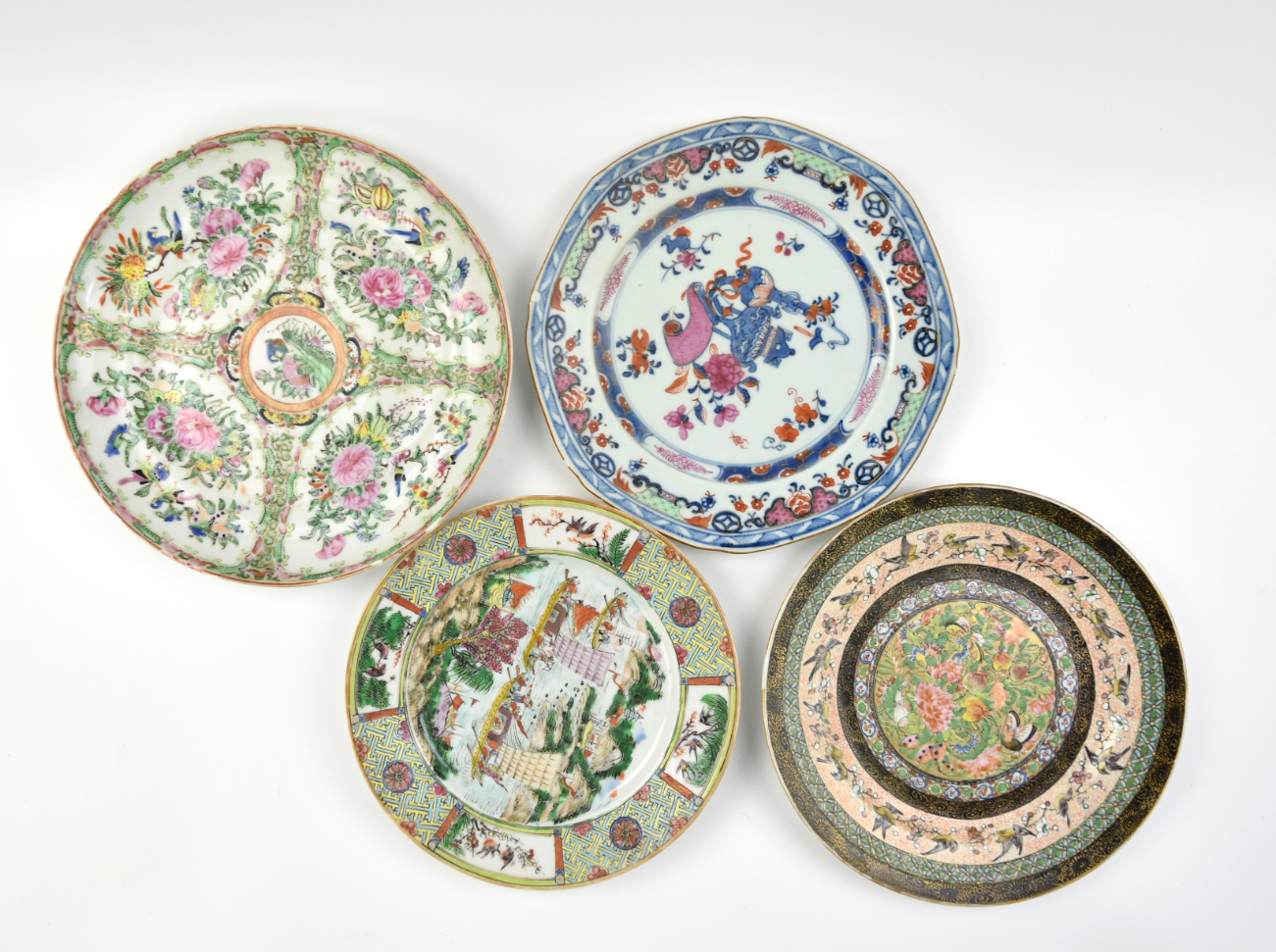 Appraisal: A group of four Chinese export porcelain plates - th