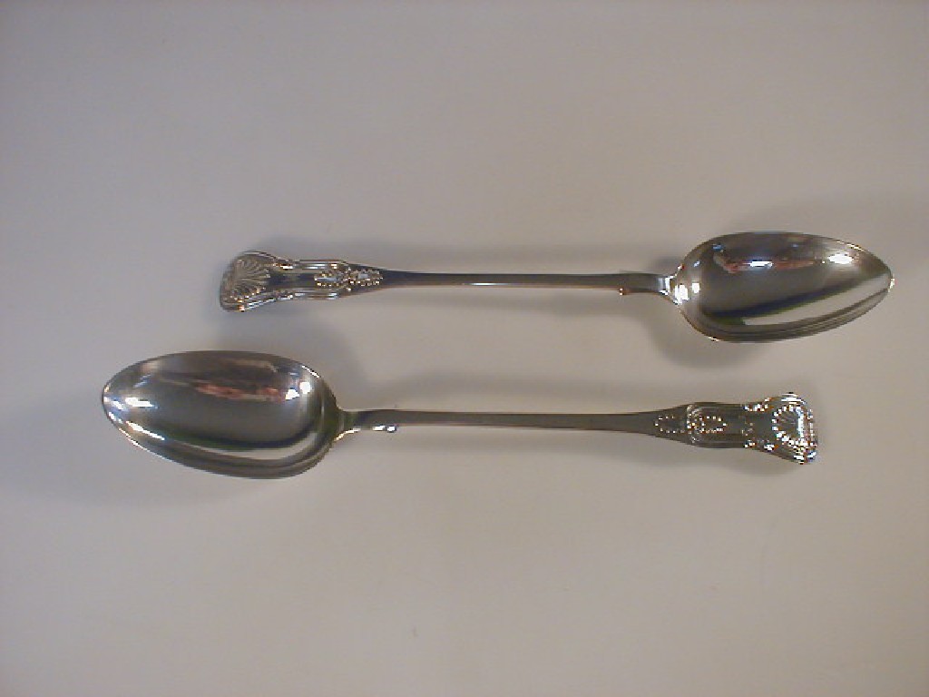 Appraisal: A pair of Victorian Scottish Kings Pattern gravy spoons single