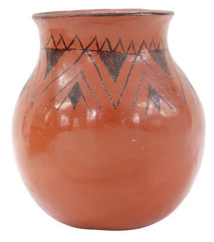 Appraisal: Native American pottery Maricopa PeePosh Pueblo burnished redware vessel having