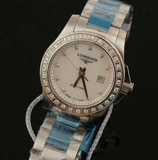 Appraisal: A midsize Longines diamond wristwatch Recent Quartz movement fully jewelled