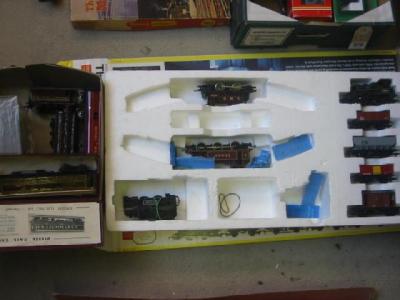 Appraisal: Four Hornby tank locomotives comprising two saddle tanks an M