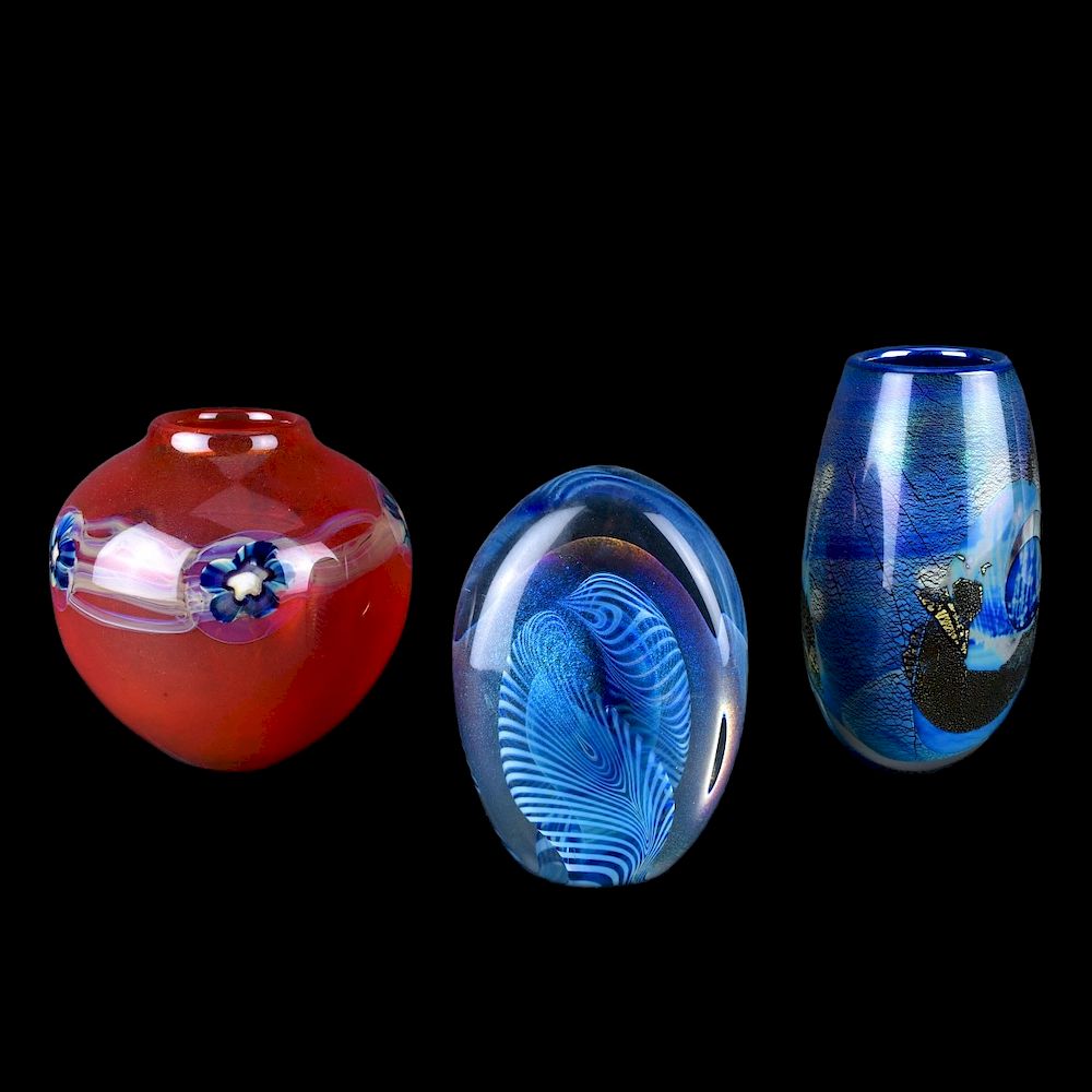 Appraisal: Three Pieces Contemporary Art Glass Three Pieces Contemporary Art Glass