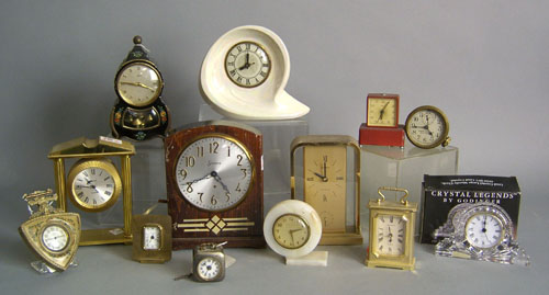 Appraisal: Thirteen desk clocks