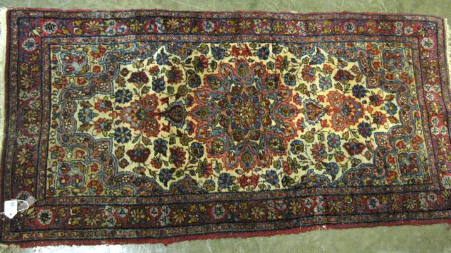 Appraisal: Vintage Oriental Rug Persian Design x