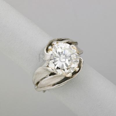 Appraisal: CTS DIAMOND PLATINUM RING Round brilliant cut diamond - mm