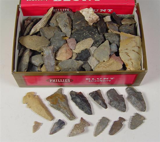 Appraisal: Kentucky Indian Points Fragments points collected in Western Kentucky Various