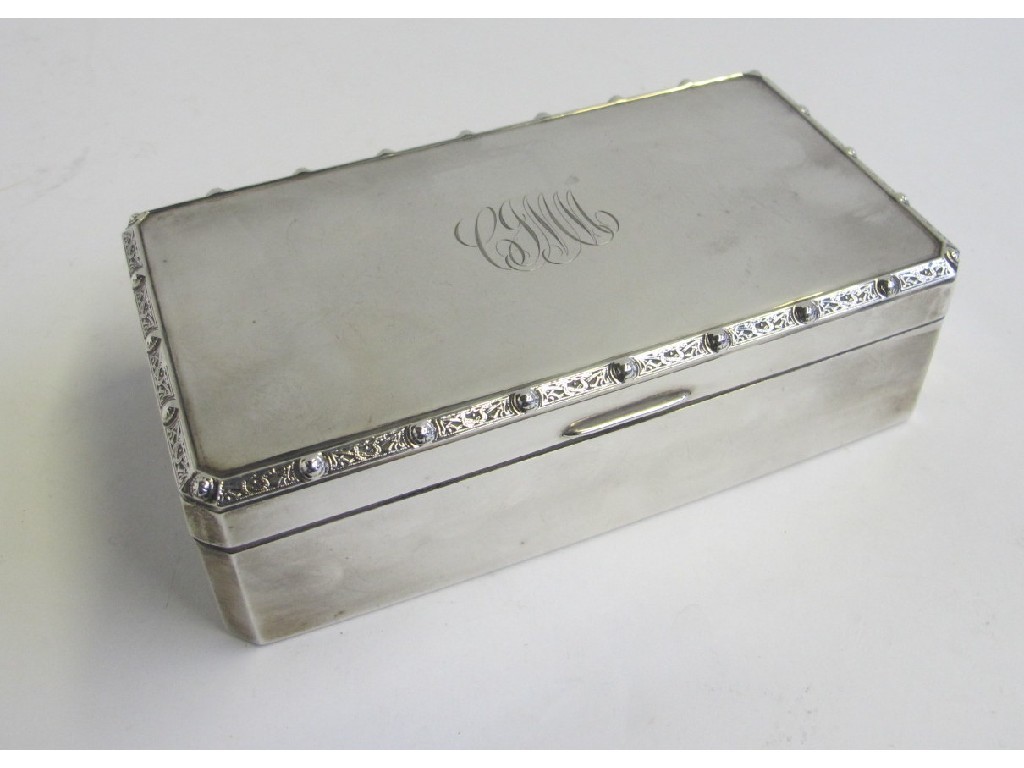 Appraisal: Silver cigarette box Birmingham