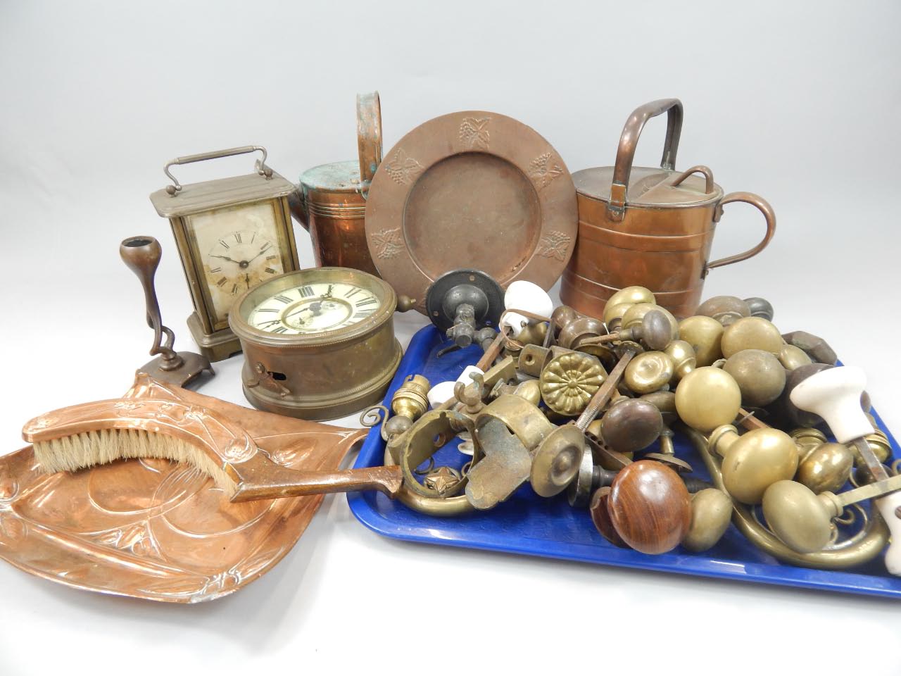 Appraisal: A quantity of metalware to include an Art Nouveau style