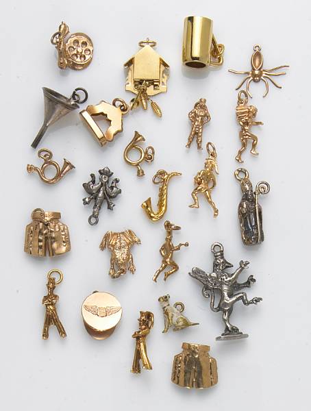 Appraisal: A collection of k k k gold silver and metal