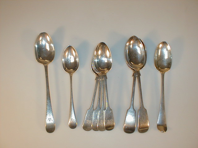 Appraisal: A pair of late Victorian silver fiddle pattern tablespoons Sheffield