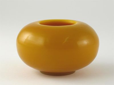 Appraisal: A Chinese yellow Beijing glass compressed circular vase cm