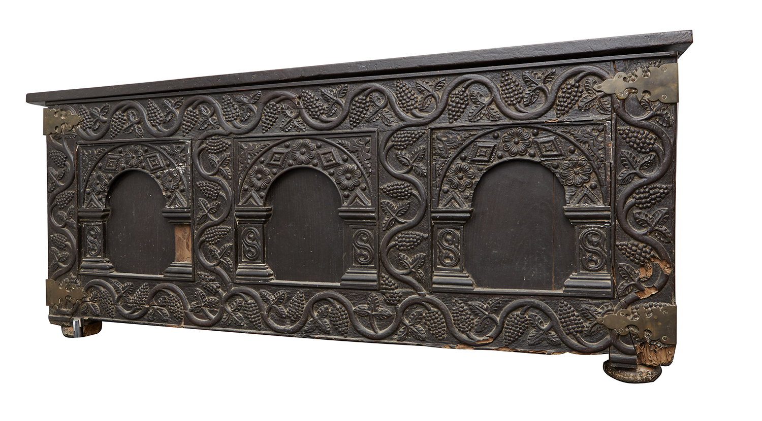 Appraisal: A JACOBEAN OAK COFFER CIRCA The plank top of plain