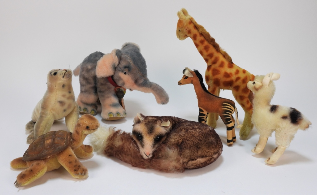 Appraisal: PC STEIFF ASSORTED ZOO ANIMAL COLLECTION Germany th CenturyIncludes a