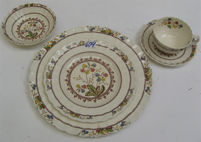 Appraisal: A COPELAND SPODE FINE CHINA SET pieces in the Cowslip