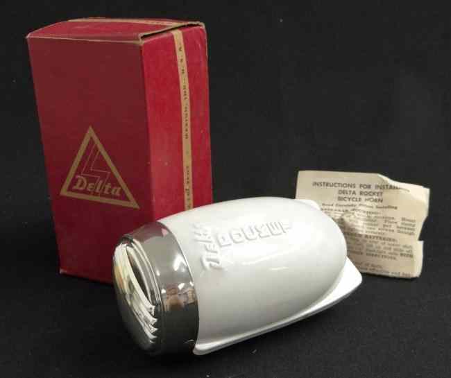 Appraisal: NOS Delta rocket and horn model A