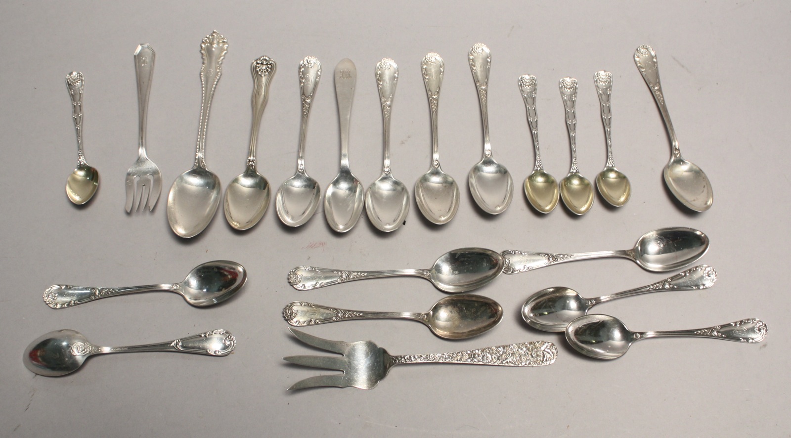 Appraisal: TWENTY-ONE PIECES OF STERLING SILVER FLATWARE Twelve teaspoons by Dominick