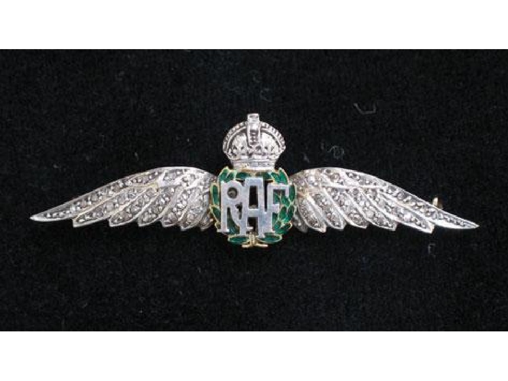 Appraisal: AN RAF BROOCH set in ct yellow gold the wings